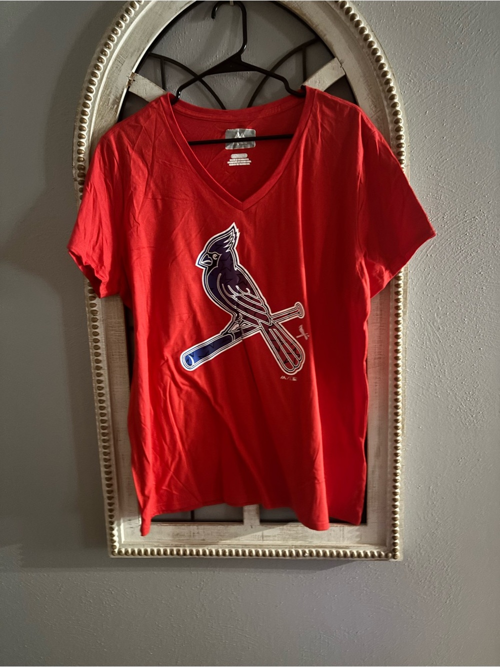 Majestic Red Crewneck Tee with White Logo 2 XL nwot